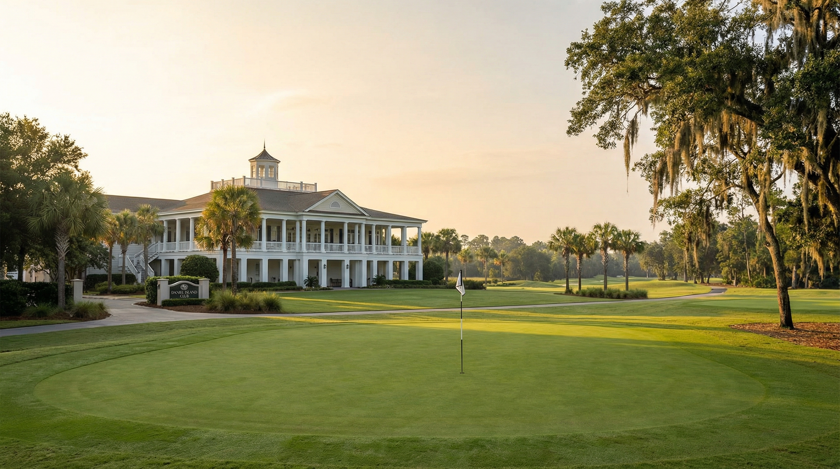 Daniel Island Club Membership: What Property-Linked Really Means and Who Qualifies