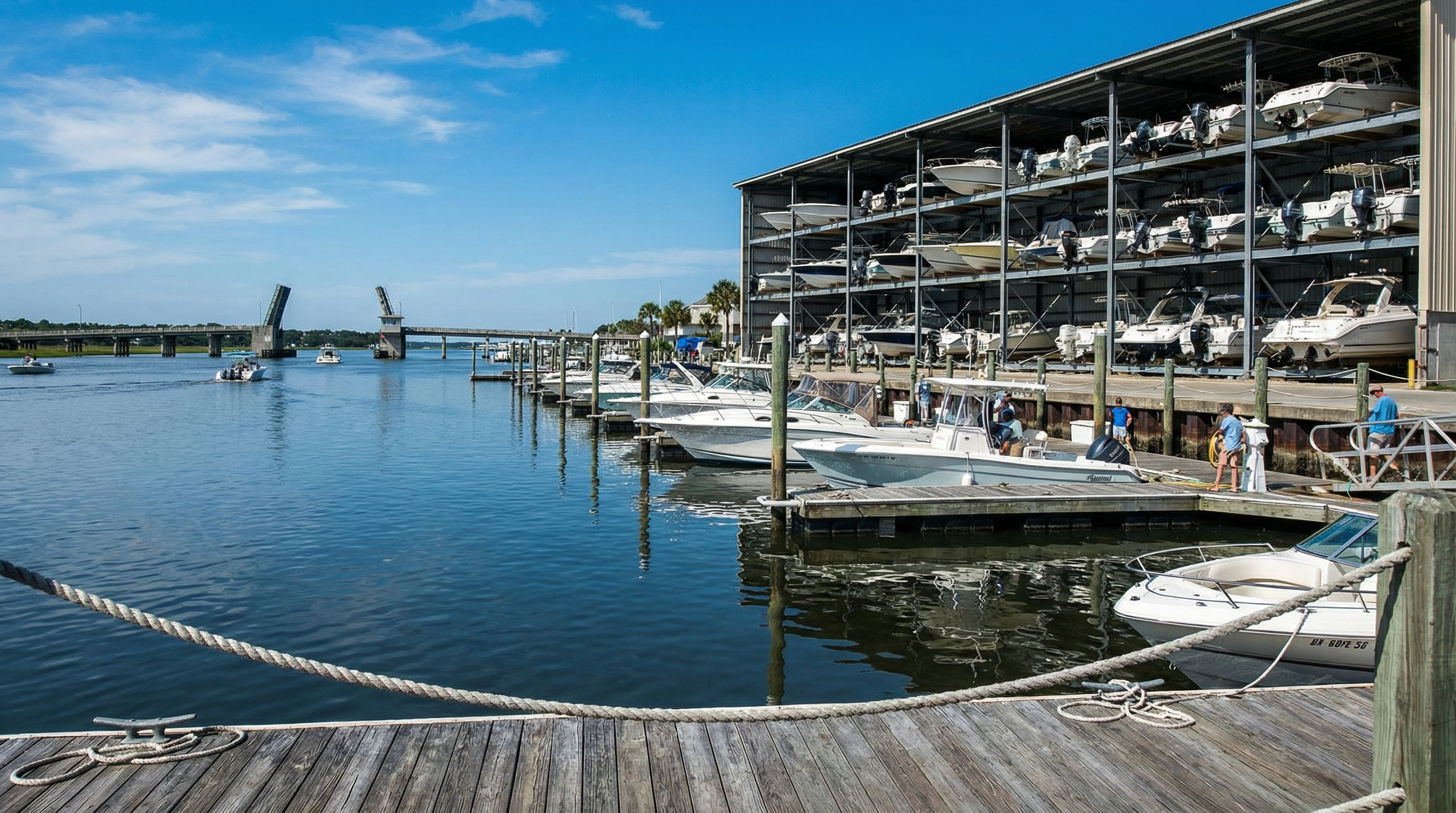 Isle of Palms Marina Guide: Dry Storage, Dock Access, and What Boat Owners Need Before Closing
